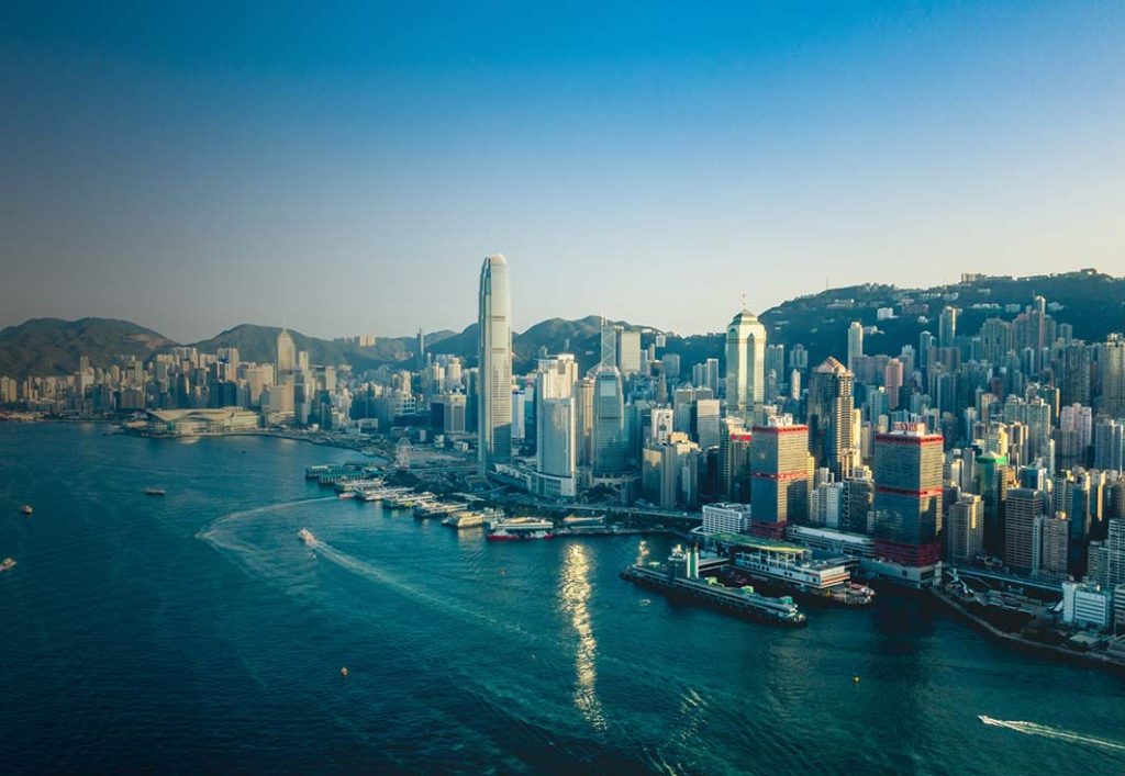 Navigating the Skies to Hong Kong: Expert Tips for Booking Flights and Planning Your Air Travel